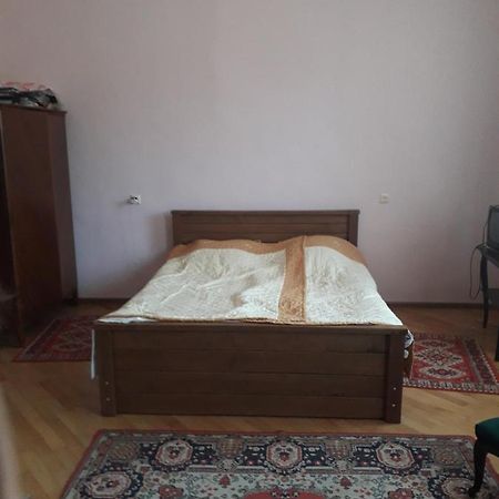 Apartament Ninati Borjomi Exteriör bild