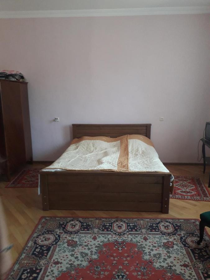 Apartament Ninati Borjomi Exteriör bild
